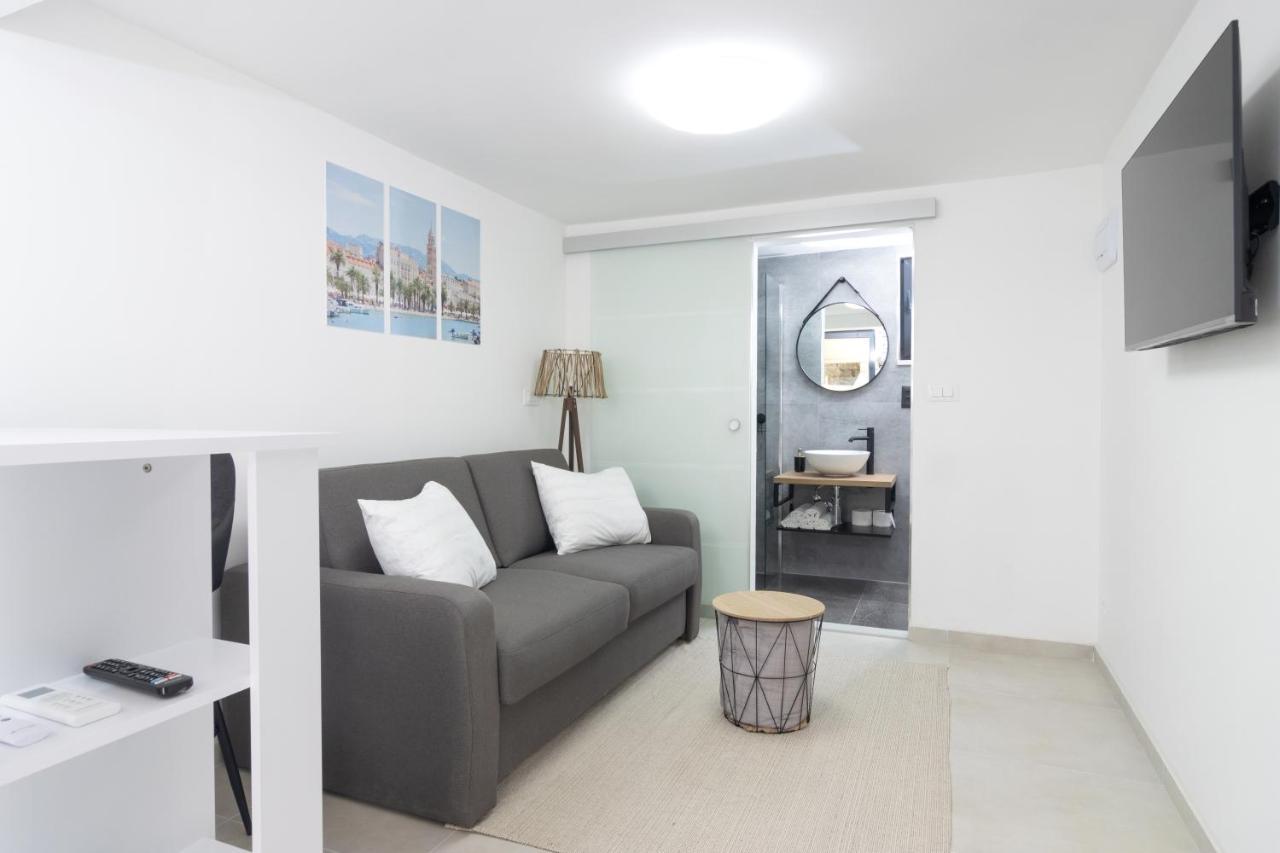 Studio Tina In Centar With Parking Split Exterior foto